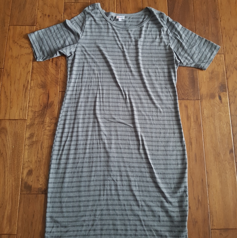 LuLaRoe Light Gray and Dark Gray Striped Dress 3XL